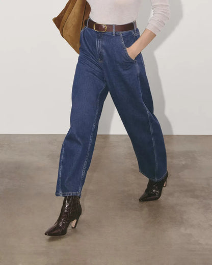 The Way-High Twist Curve Jean